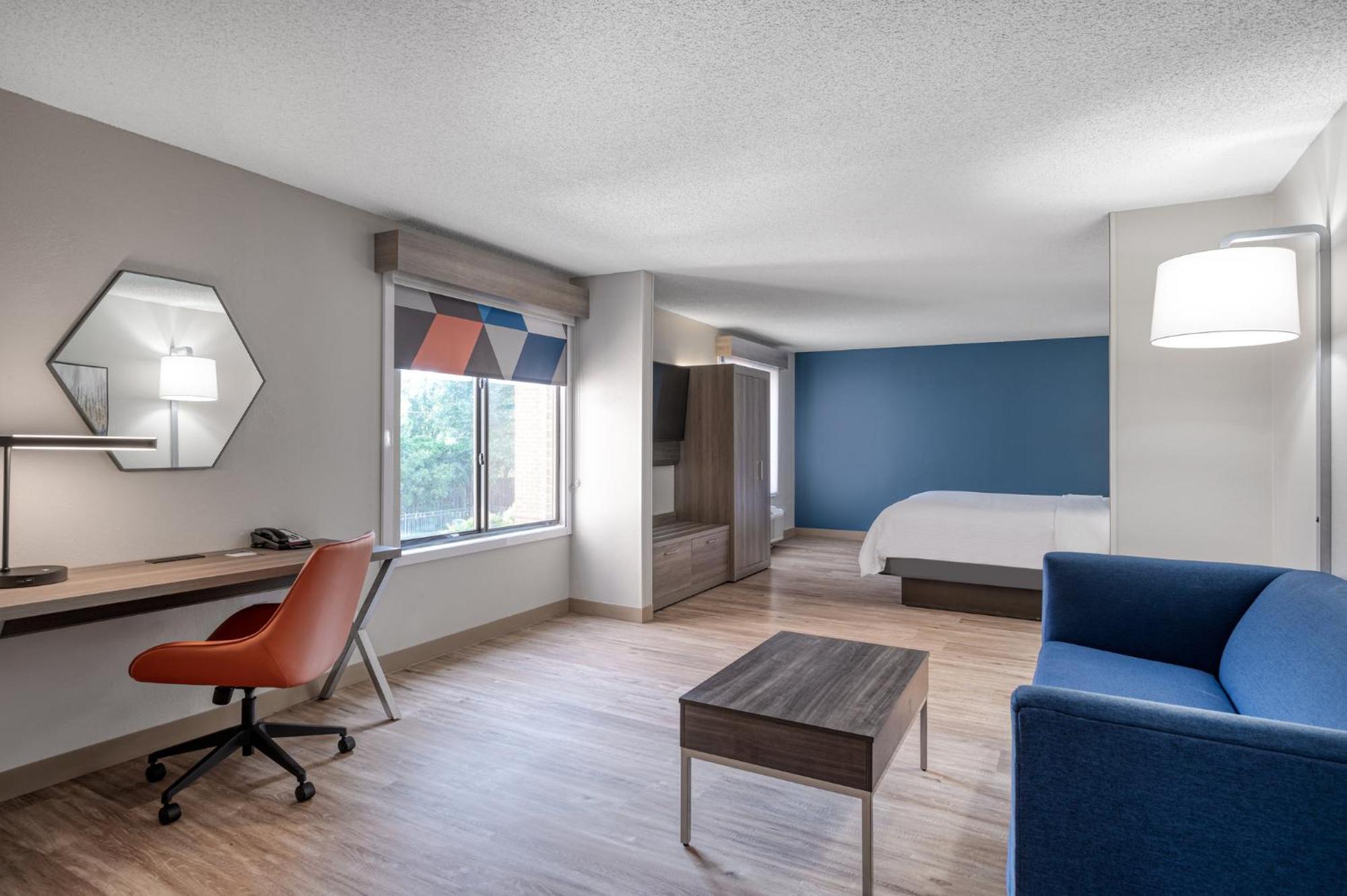 Holiday Inn Express Hotel & Suites Columbia-I-20 At Clemson Road By Ihg Экстерьер фото